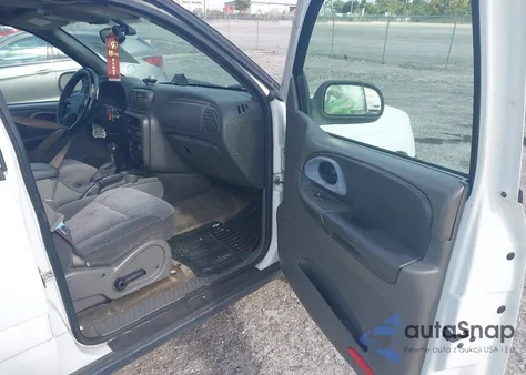 2004 Chevrolet Trailblazer Lt z USA, uszkodzony, nr VIN 1GNDS13S742356901